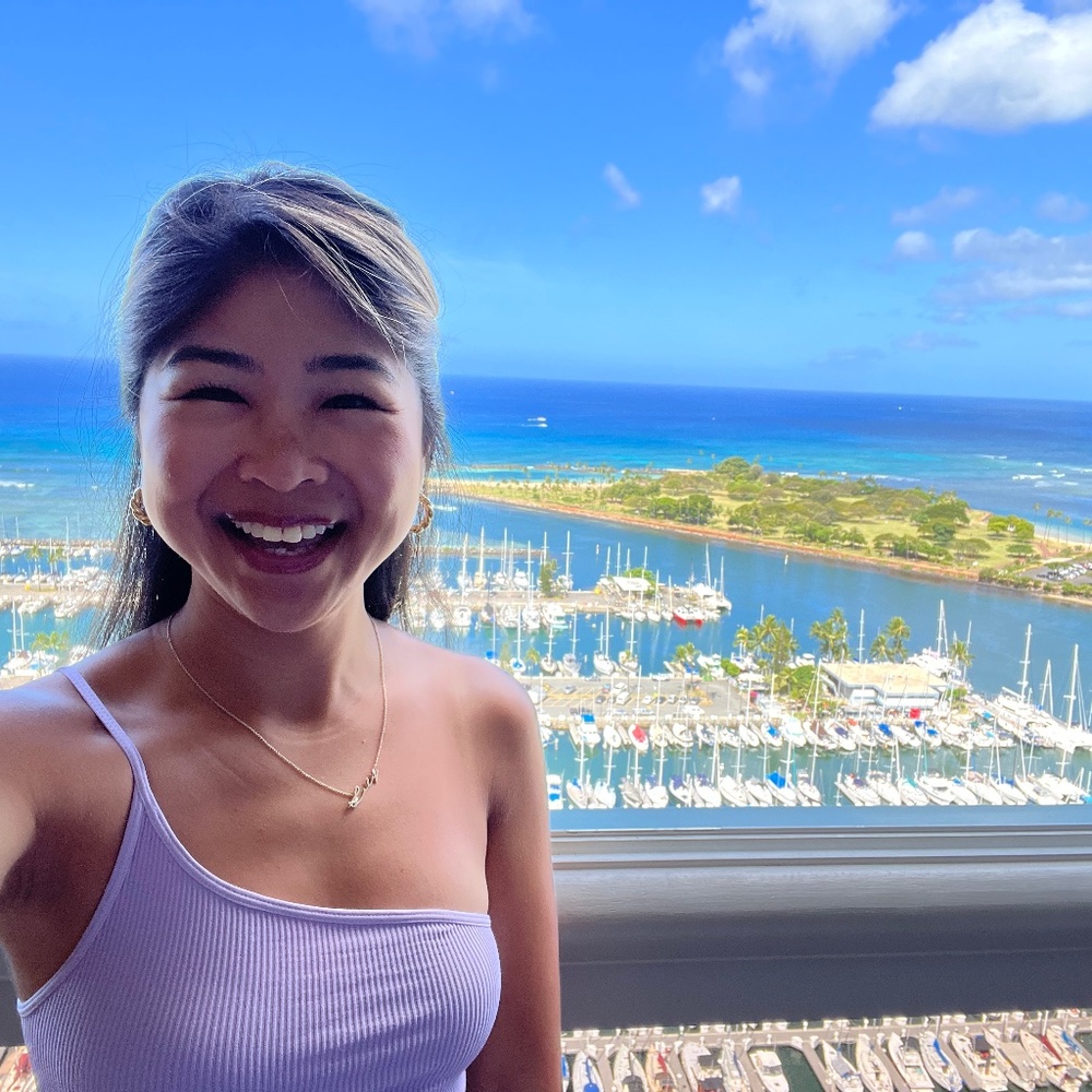 Meet your Posher, Lily